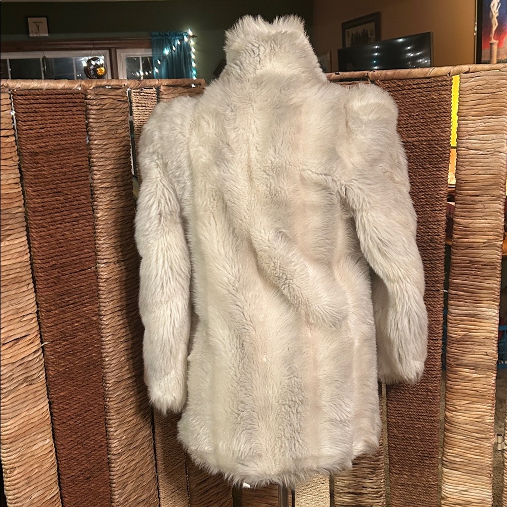 Intrigue Cream Faux Fur Pea Coat - Picture 5 of 15